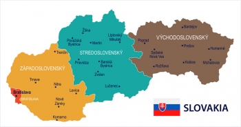  Magnetická mapa Slovenska, ilustrovaná, barevná