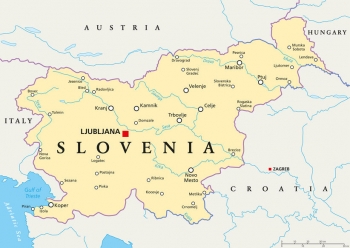  Magnetická mapa Slovinska, politická, béžová