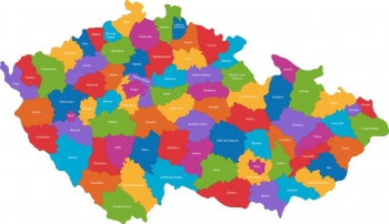  Magnetická mapa České republiky, administrativní, barevná