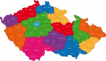  Magnetická mapa České republiky, administrativní, barevná