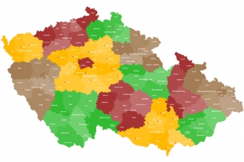  Magnetická mapa České republiky, administrativní, barevná